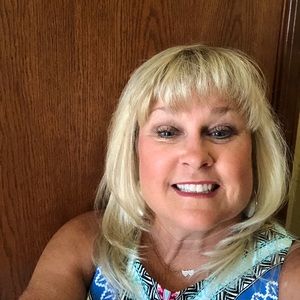 Meet your Posher, Sally